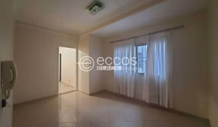 Apartamento à venda, 4 quartos, 1 suíte, 2 vagas, Osvaldo Rezende - Uberlândia/MG