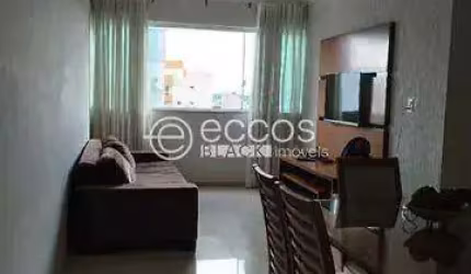 Apartamento para aluguel, 3 quartos, 1 suíte, 2 vagas, Jardim Finotti - Uberlândia/MG