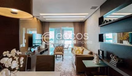 Apartamento à venda, 3 quartos, 3 suítes, 2 vagas, Centro - Uberlândia/MG