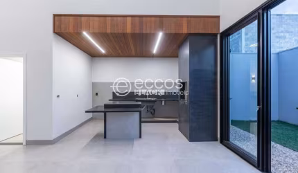 Casa à venda, 3 quartos, 3 suítes, 3 vagas, Vida nova - Uberlândia/MG