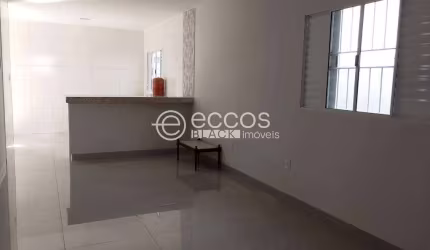 Casa à venda, 3 quartos, 1 suíte, 2 vagas, Brasil - Uberlândia/MG
