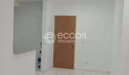 Apartamento à venda, 2 quartos, 1 vaga, Dona Zulmira - Uberlândia/MG