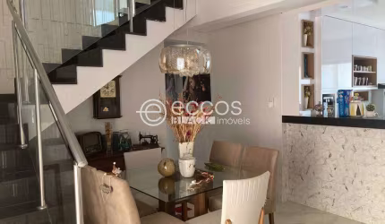 Cobertura à venda, 3 quartos, 1 suíte, 2 vagas, Patrimônio - Uberlândia/MG