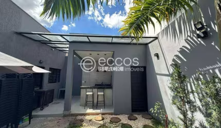 Casa à venda, 2 quartos, 1 suíte, 2 vagas, Osvaldo Rezende - Uberlândia/MG