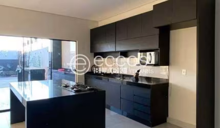 Casa à venda, 4 quartos, 1 suíte, 3 vagas, Gávea Sul - Uberlândia/MG