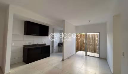 Apartamento à venda, 2 quartos, 1 suíte, 1 vaga, Jardim Holanda - Uberlândia/MG
