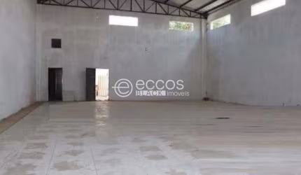 Galpão para aluguel, 3 vagas, Jardim Brasília - Uberlândia/MG