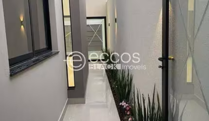 Casa à venda, 3 quartos, 1 suíte, 2 vagas, PARQUE DOS VERDES - ARAGUARI/MG