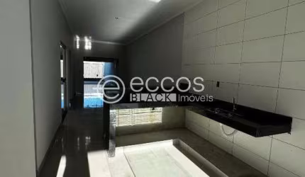 Casa à venda, 3 quartos, 1 suíte, 2 vagas, Marta Helena - Uberlândia/MG