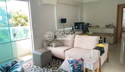 Apartamento à venda, 3 quartos, 1 suíte, 1 vaga, Saraiva - Uberlândia/MG