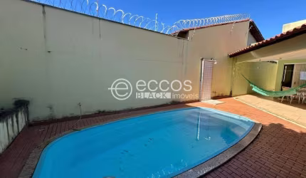 Casa à venda, 3 quartos, 1 suíte, 2 vagas, Vigilato Pereira - Uberlândia/MG