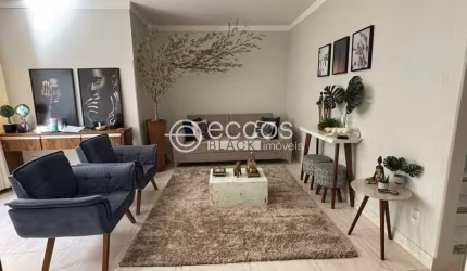 Casa à venda, 3 quartos, 2 suítes, 3 vagas, Pampulha - Uberlândia/MG
