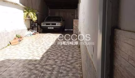 Casa à venda, 4 quartos, 1 suíte, 3 vagas, Lídice - Uberlândia/MG