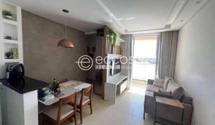 Apartamento à venda, 2 quartos, 1 suíte, 1 vaga, Aclimação - Uberlândia/MG