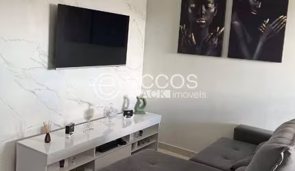 Apartamento à venda, 2 quartos, 1 suíte, 1 vaga, Tubalina - Uberlândia/MG