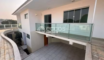 Casa para aluguel, 4 quartos, 3 suítes, 4 vagas, Martins - Uberlândia/MG