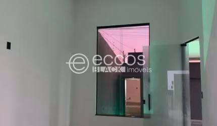 Casa à venda, 3 quartos, 1 suíte, 3 vagas, Laranjeiras - Uberlândia/MG
