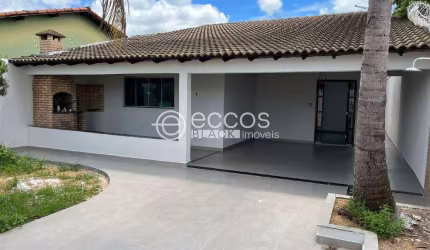Casa à venda, 3 quartos, 1 suíte, 3 vagas, Cidade Jardim - Uberlândia/MG