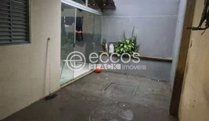Casa em condomínio à venda, 2 quartos, 1 vaga, Minas Gerais - Uberlândia/MG