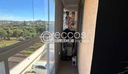 Apartamento à venda, 2 quartos, 1 suíte, 2 vagas, Morada da Colina - Uberlândia/MG