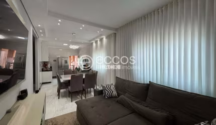 Casa à venda, 3 quartos, 1 suíte, 2 vagas, Jardim Holanda - Uberlândia/MG
