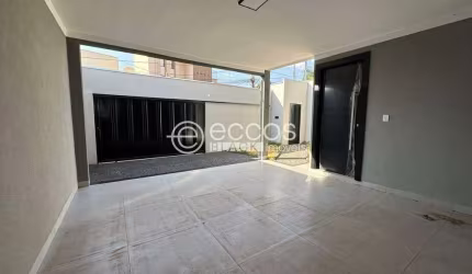 Casa à venda, 3 quartos, 1 suíte, 2 vagas, Granada - Uberlândia/MG