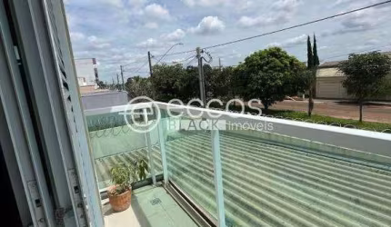 Apartamento à venda, 3 quartos, 1 suíte, 2 vagas, Jardim Botânico - Uberlândia/MG