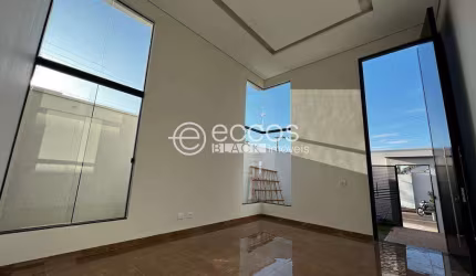 Casa à venda, 3 quartos, 3 suítes, 4 vagas, Jardim Karaíba - Uberlândia/MG