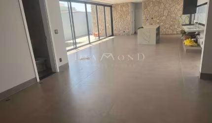 Casa em condomínio à venda, 3 quartos, 3 suítes, 2 vagas, Laranjeiras - Uberlândia/MG
