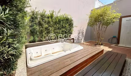 Casa em condomínio à venda, 3 quartos, 3 suítes, 4 vagas, Lagoinha - Uberlândia/MG