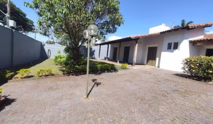 Casa à venda, 4 quartos, 1 suíte, 10 vagas, Cidade Jardim - Uberlândia/MG