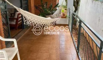 Casa à venda, 3 quartos, 1 suíte, 4 vagas, Cidade Jardim - Uberlândia/MG