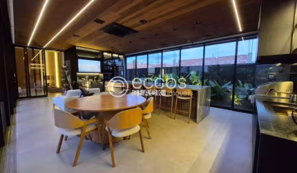 Casa em condomínio à venda, 4 quartos, 4 suítes, 2 vagas, Laranjeiras - Uberlândia/MG