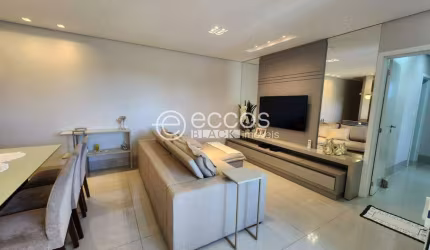 Apartamento à venda, 3 quartos, 1 suíte, 2 vagas, Santa Mônica - Uberlândia/MG