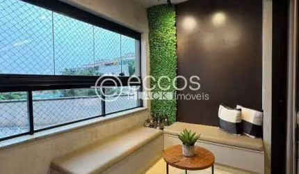 Apartamento à venda, 2 quartos, 1 suíte, 2 vagas, Santa Mônica - Uberlândia/MG