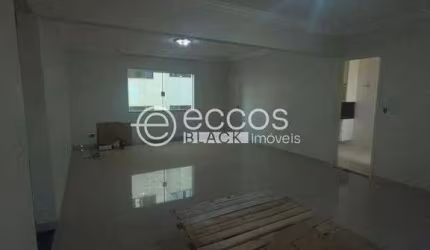 Apartamento à venda, 3 quartos, 1 suíte, 1 vaga, Saraiva - Uberlândia/MG