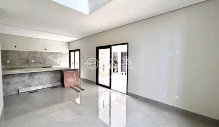 Casa em condomínio à venda, 3 quartos, 3 suítes, 2 vagas, Aclimação - Uberlândia/MG