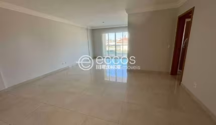 Apartamento à venda, 3 quartos, 1 suíte, 2 vagas, Martins - Uberlândia/MG