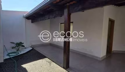 Casa à venda, 3 quartos, 1 suíte, 2 vagas, Jardim Europa - Uberlândia/MG