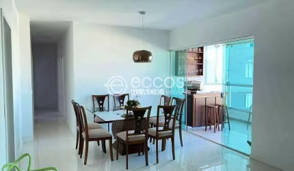 Apartamento à venda, 4 quartos, 1 suíte, 2 vagas, Santa Mônica - Uberlândia/MG