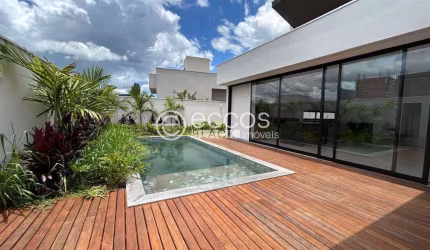 Casa em condomínio à venda, 1 quarto, 3 suítes, 4 vagas, Granja Marileusa - Uberlândia/MG