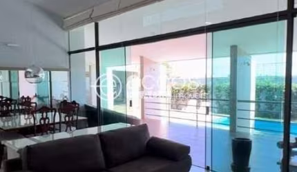 Casa à venda, 3 quartos, 3 suítes, 4 vagas, Jardim Karaíba - Uberlândia/MG