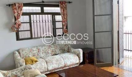 Casa à venda, 3 quartos, 1 suíte, 3 vagas, Cazeca - Uberlândia/MG