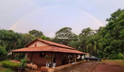 Chácara à venda, 2 quartos, 1 suíte, Área Rural de Uberlândia - Uberlândia/MG