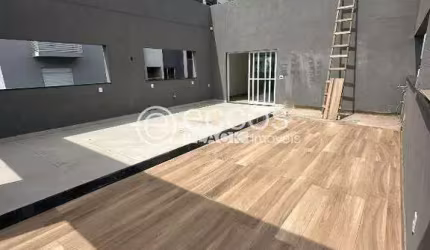 Cobertura à venda, 4 quartos, 2 suítes, 2 vagas, Patrimônio - Uberlândia/MG