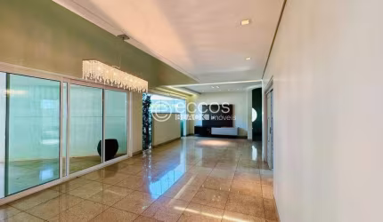 Casa em condomínio à venda, 4 quartos, 3 suítes, 2 vagas, Jardim Inconfidência - Uberlândia/MG