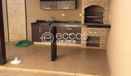 Casa à venda, 3 quartos, 1 suíte, 2 vagas, Brasil - Uberlândia/MG