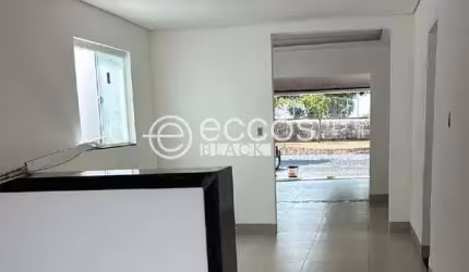 Casa à venda, 3 quartos, 1 suíte, 3 vagas, Planalto - Uberlândia/MG