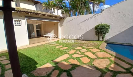 Casa para aluguel, 4 quartos, 2 suítes, 3 vagas, Jardim Karaíba - Uberlândia/MG