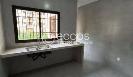 Apartamento à venda, 2 quartos, 1 suíte, 1 vaga, Copacabana - Uberlândia/MG
